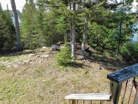 109 Tom Overlook Trail Hovland MN 55606