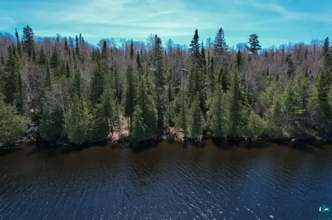 109 Tom Overlook Trail Hovland MN 55606