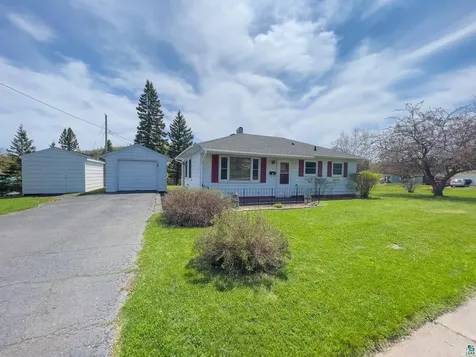 53 Banks Boulevard Silver Bay MN 55614