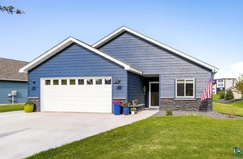 33 Billings Lane Superior WI 54880