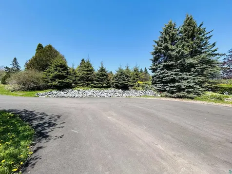 2810 Exhibition Drive Duluth MN 55811