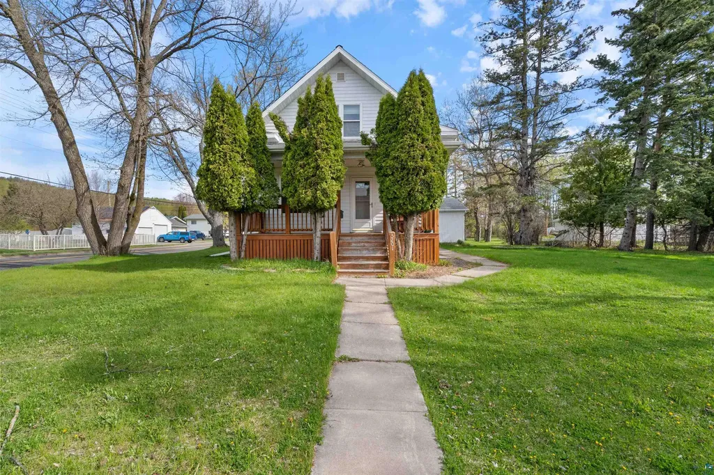 5201 Ivanhoe Street Duluth MN 55804