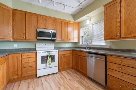 5201 Ivanhoe Street Duluth MN 55804