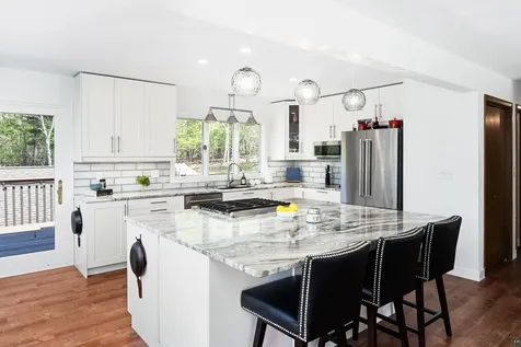 2144 Harvard Avenue Duluth MN 55803