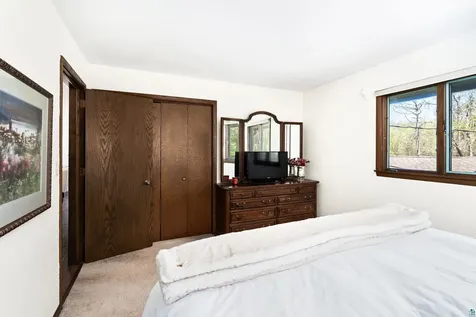 2144 Harvard Avenue Duluth MN 55803