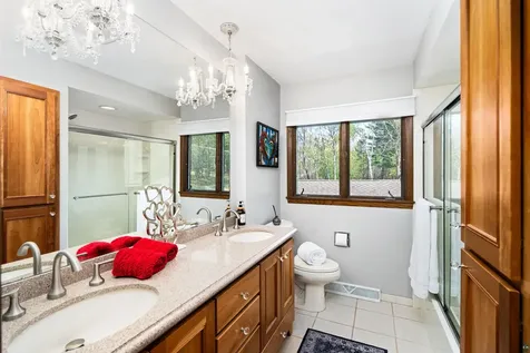 2144 Harvard Avenue Duluth MN 55803