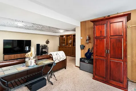 2144 Harvard Avenue Duluth MN 55803