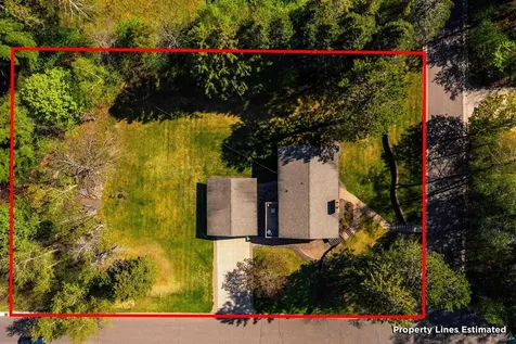 2144 Harvard Avenue Duluth MN 55803