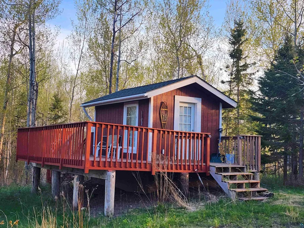 18 Snowshoe Trail Tofte MN 55615