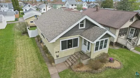819 N 22nd Street Superior WI 54880