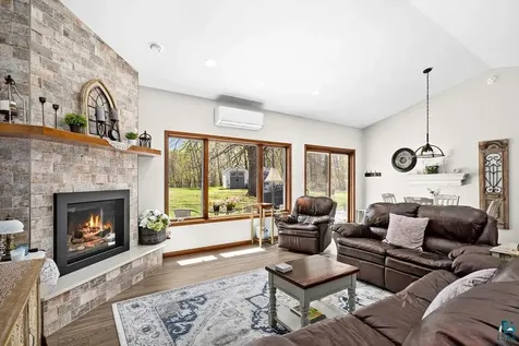 3607 Piedmont Avenue Duluth MN 55811