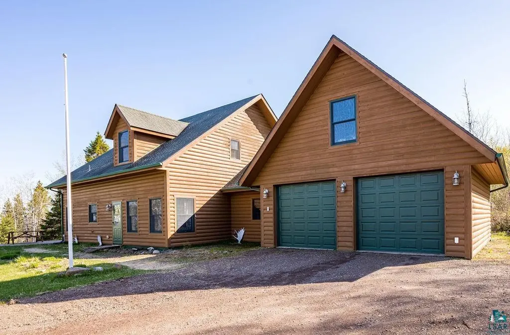 4087 Loggers Trail Two Harbors MN 55616