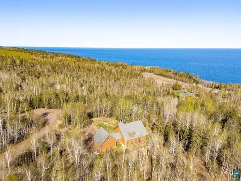 4087 Loggers Trail Two Harbors MN 55616