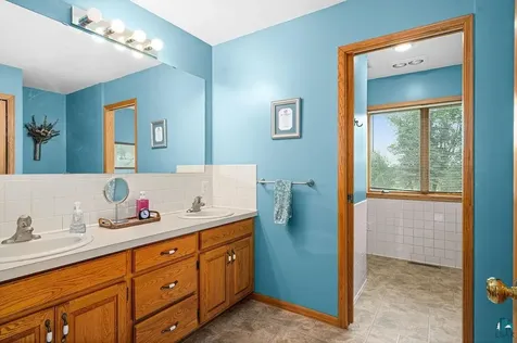 321 Carriage Hill Drive Hinckley MN 55037