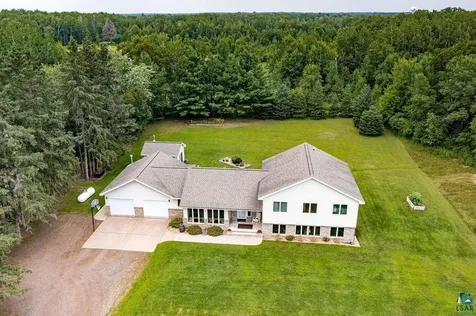 321 Carriage Hill Drive Hinckley MN 55037
