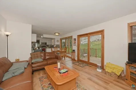905 Mellwood Avenue Duluth MN 55804