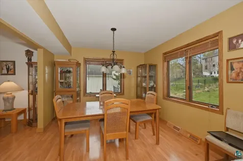 905 Mellwood Avenue Duluth MN 55804