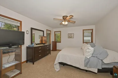 905 Mellwood Avenue Duluth MN 55804