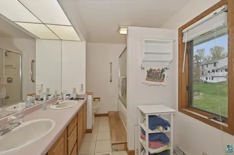 905 Mellwood Avenue Duluth MN 55804