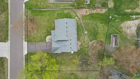 905 Mellwood Avenue Duluth MN 55804