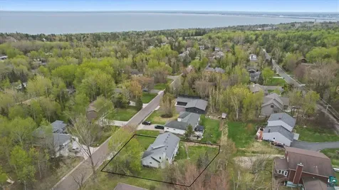 905 Mellwood Avenue Duluth MN 55804