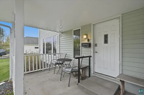 905 Mellwood Avenue Duluth MN 55804