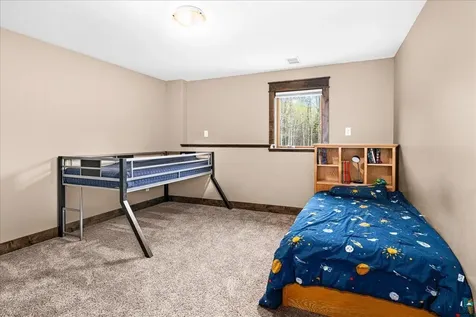 6364 Bergquist Road Duluth MN 55804