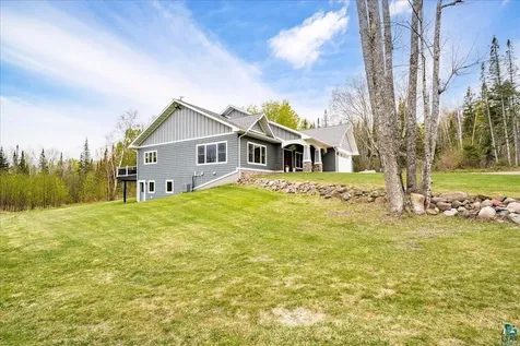 6364 Bergquist Road Duluth MN 55804