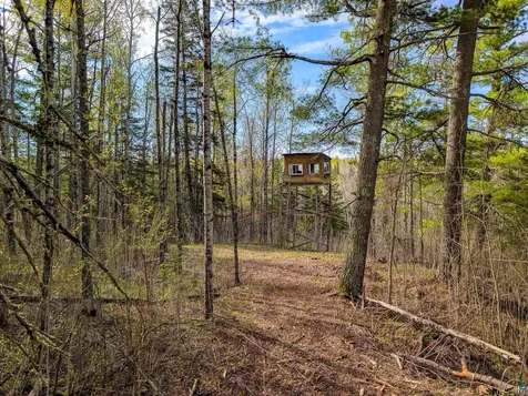992 Nemadji River Road Holyoke MN 55749