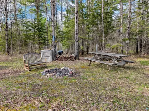 992 Nemadji River Road Holyoke MN 55749