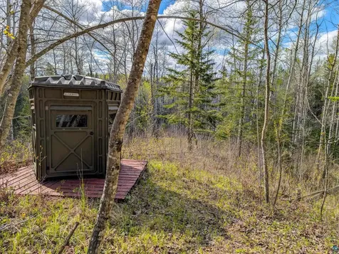 992 Nemadji River Road Holyoke MN 55749