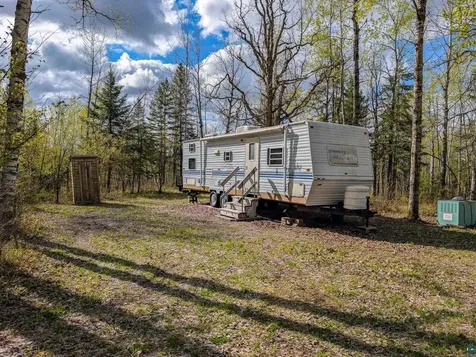 992 Nemadji River Road Holyoke MN 55749