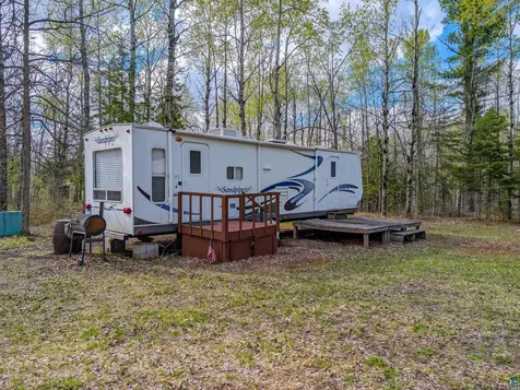 992 Nemadji River Road Holyoke MN 55749