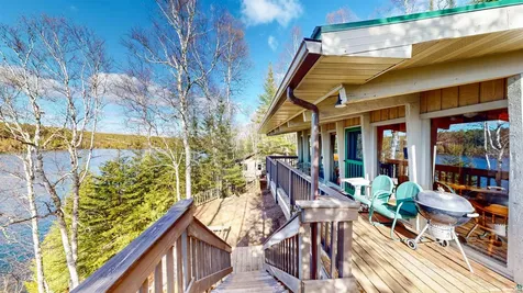 45 S Bearskin Road Grand Marais MN 55604