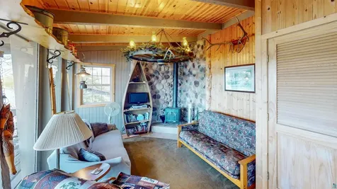 45 S Bearskin Road Grand Marais MN 55604