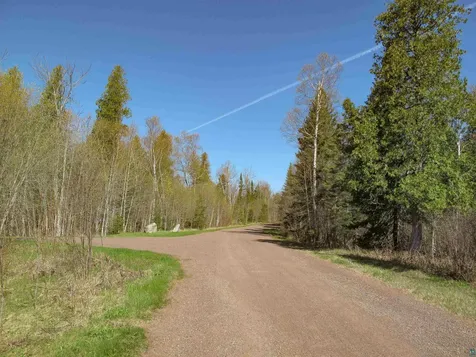 Yyy Big Cedar Trail Lutsen MN 55612