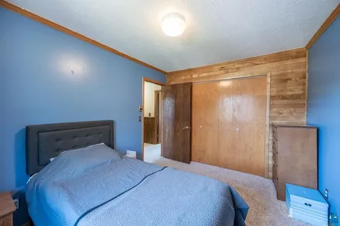 130 Linda Drive Aurora MN 55705-0000