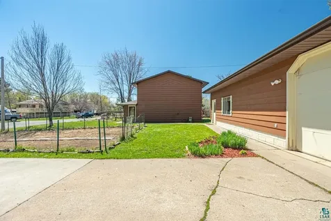 130 Linda Drive Aurora MN 55705-0000