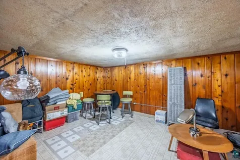 1107 Douglas Avenue Eveleth MN 55734-0000
