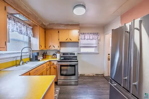 1107 Douglas Avenue Eveleth MN 55734-0000