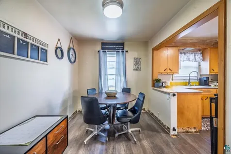 1107 Douglas Avenue Eveleth MN 55734-0000