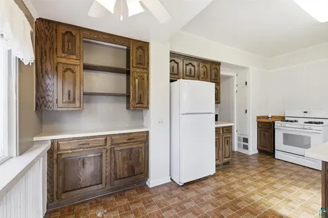 825 Fayal Road Eveleth MN 55734