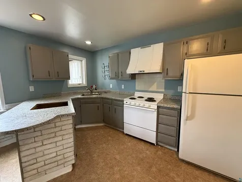 509 N 21st Avenue W Duluth MN 55806