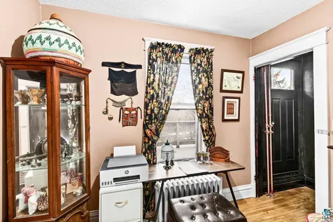 4431 Robinson Street Duluth MN 55804
