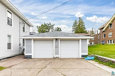 4431 Robinson Street Duluth MN 55804