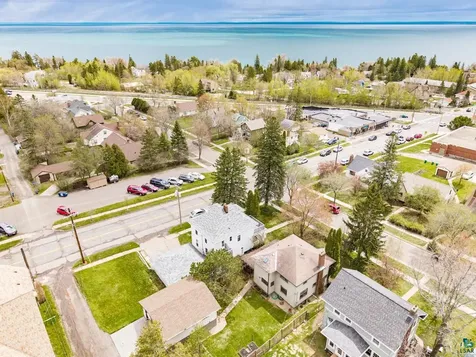 4431 Robinson Street Duluth MN 55804