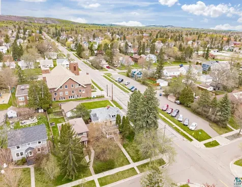 4431 Robinson Street Duluth MN 55804