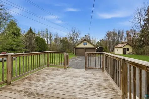 4781 Cedar Island Drive Eveleth MN 55734