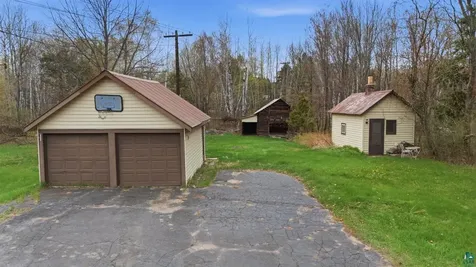 4781 Cedar Island Drive Eveleth MN 55734