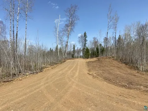 2102-13 N Bear Lake Road Brimson MN 55602